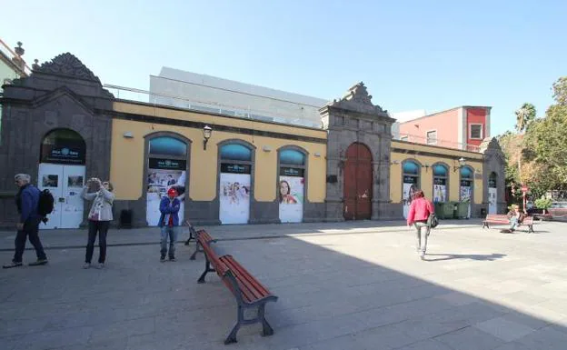 El Ayuntamiento de Arucas inicia el rescate del mercado municipal