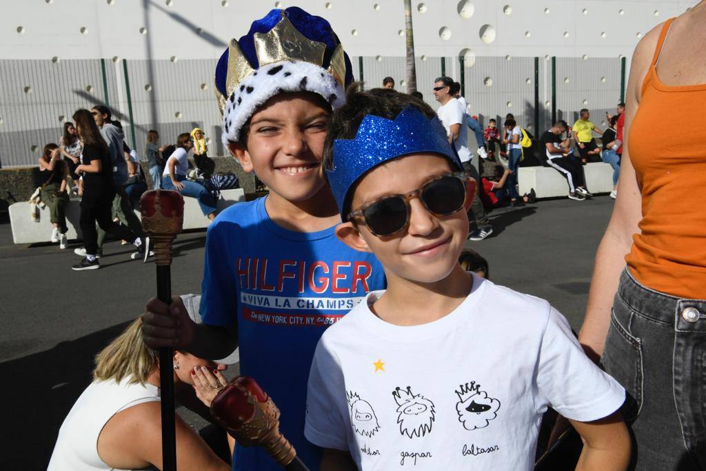 Fotos: Ilusión y nerviosismo en la llegada de los Reyes Magos a Las Palmas de Gran Canaria