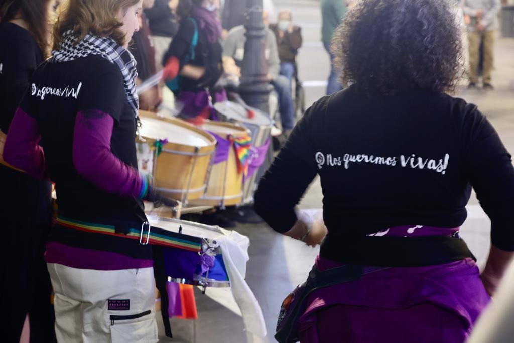 Fotos: Concentración de la Red Feminista de Gran Canaria en repulsa por el asesinato machista en Tenerife
