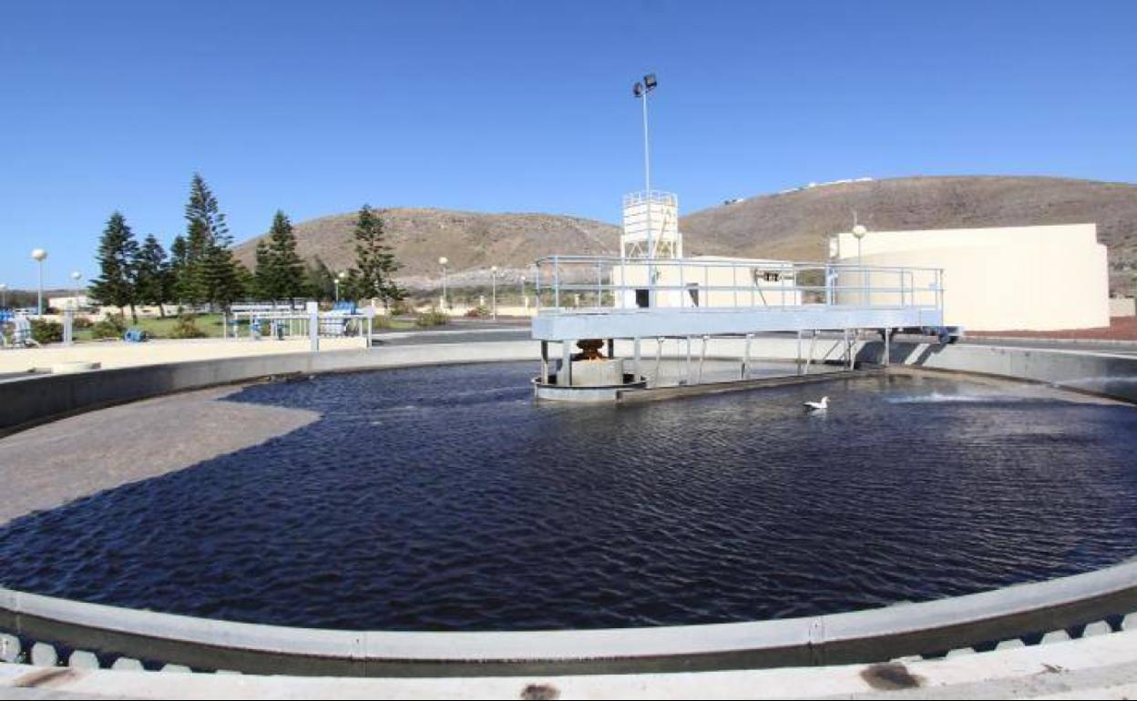 En todas las islas hay proyectos estratégicos pendientes de que se firme un acuerdo con el Estado. 