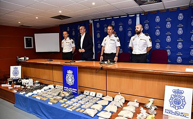 Rueda de prensa para informar de la operación.