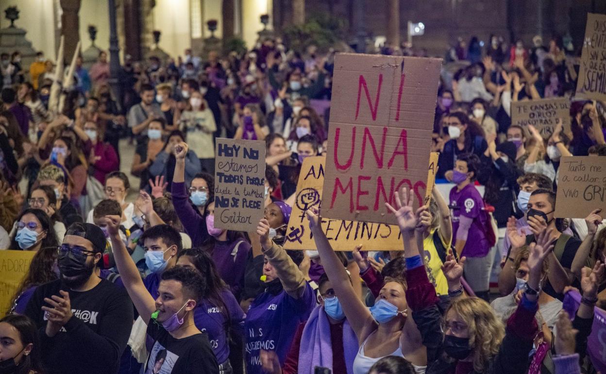 Imagen de archivo tomada durante la manifestación del 25N, Día para la erradicación de las violencias machistas, en la capital grancanaria el pasado noviembre. 