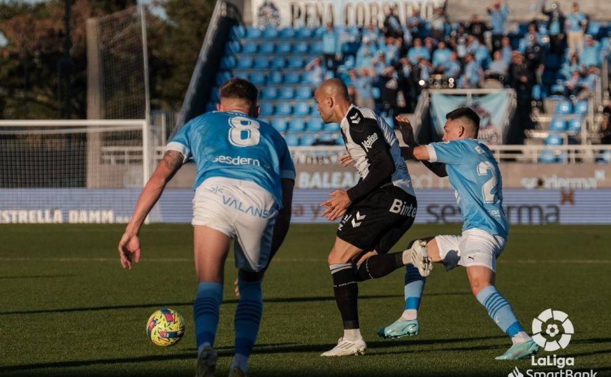 Sandro logró el empate al comienzo de la segunda parte. 