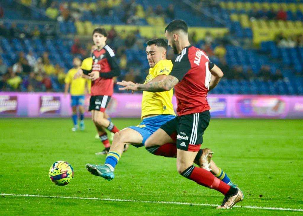 Fotos: UD Las Palmas - CD Mirandés, en imágenes