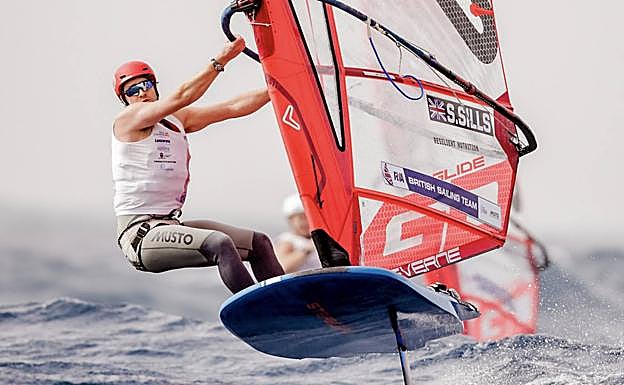 Sam Sills, Gran Bretaña, imbatible durante la primera jornada en Lanzarote. 