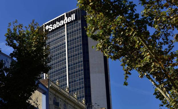 Sabadell pagará 170 millones del nuevo impuesto tras obtener su mayor beneficio en 15 años 