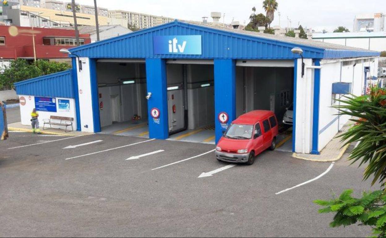 Estación de servicio de revisiones de las ITV. 