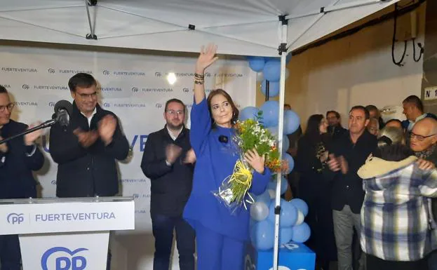 Pilar González, en el acto oficial de presentación de su candidatura al Ayuntamiento de La Oliva. 