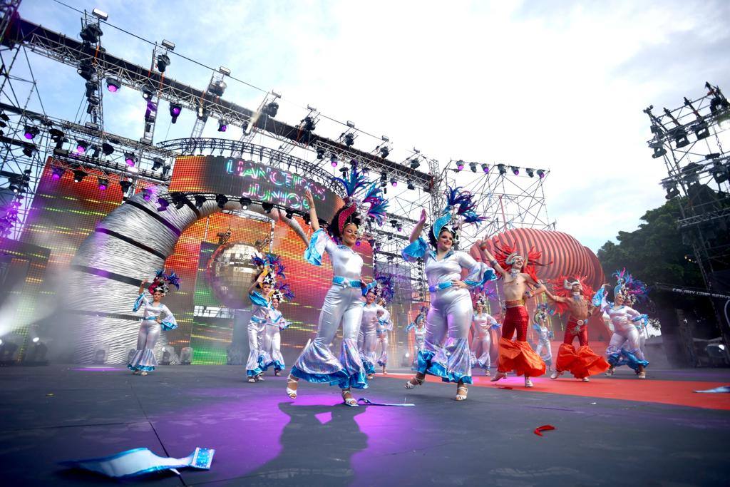 Fotos: Fiesta carnavalera con las murgas y comparsas infantiles