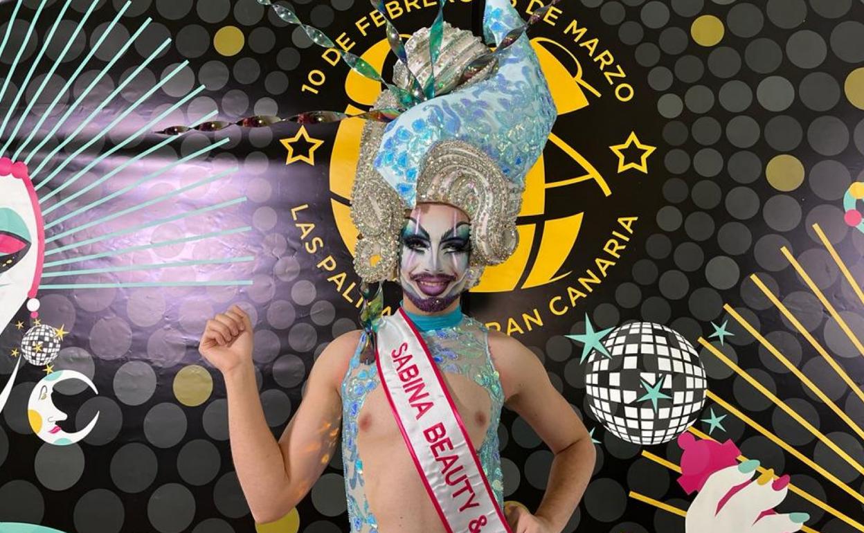 Drag Shíky en el acto de presentación de aspirantes. 