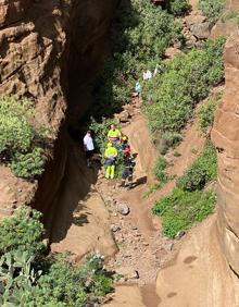 Imagen secundaria 2 - Rescatan a una senderista en el barranco de Las Vacas