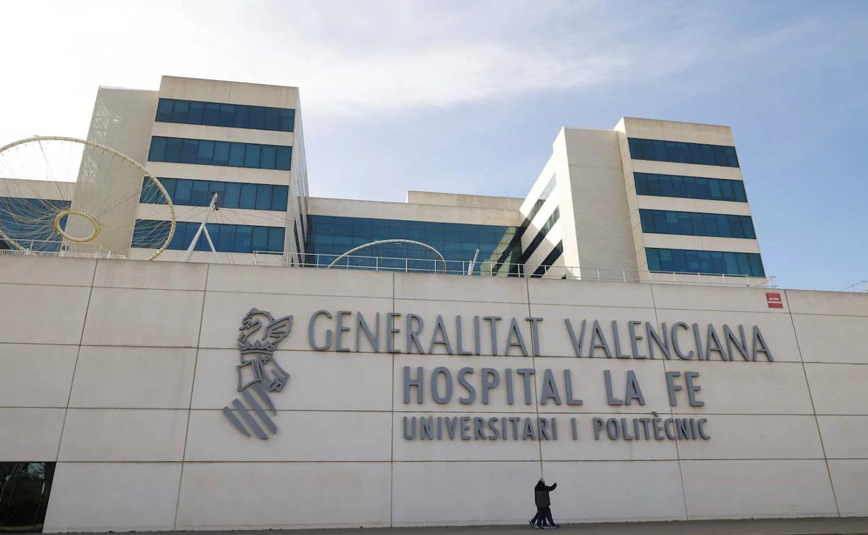 Hospital La Fe de Valencia, donde se encuentra ingresado el paciente.
