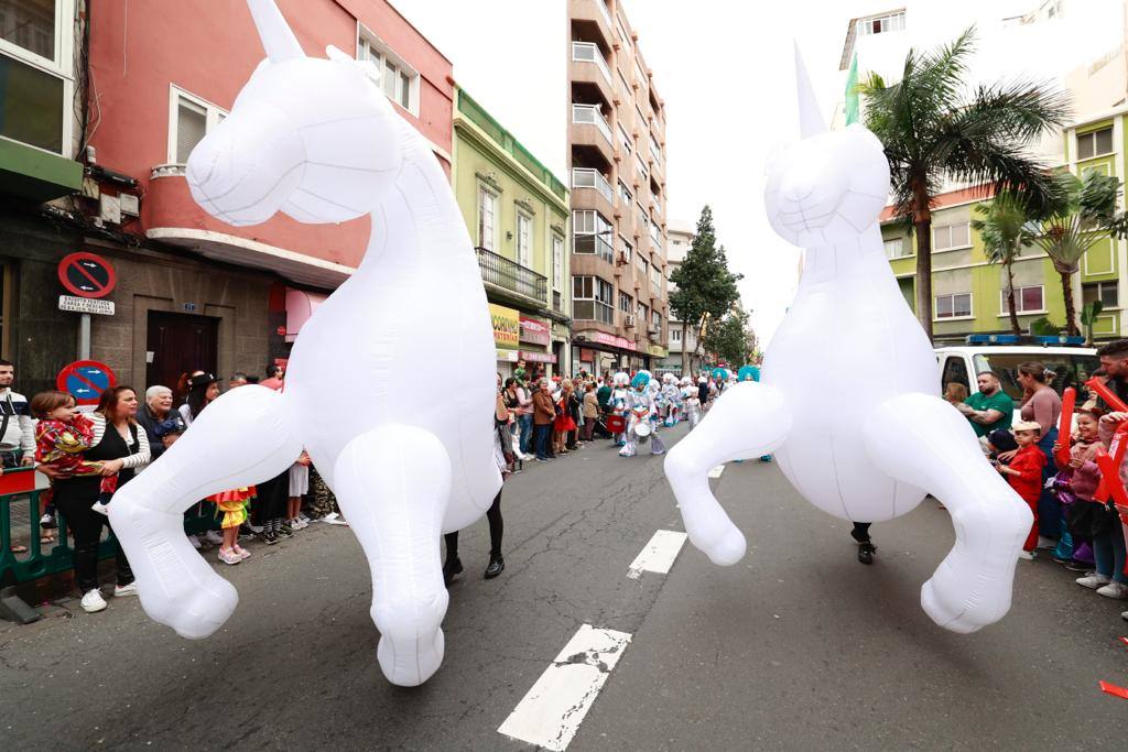 Fotos: Los más pequeños se lo pasaron en grande en la cabalgata infantil
