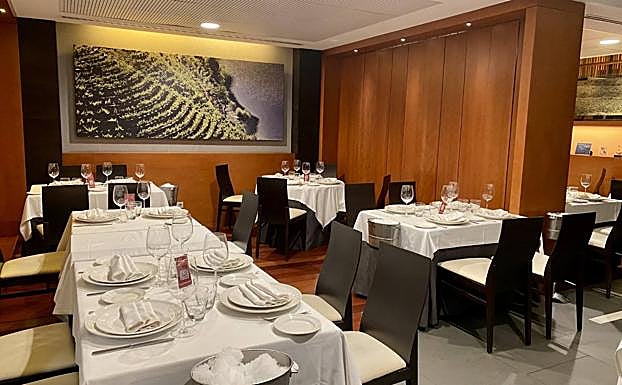 Una de las salas del Restaurante Río Miño