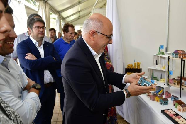 Fotos: Así fue la 12ª edición de la Feria de Artesanía Primavera Sur