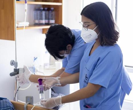 Ocho de cada diez profesionales denuncian estereotipos sexistas en Enfermería