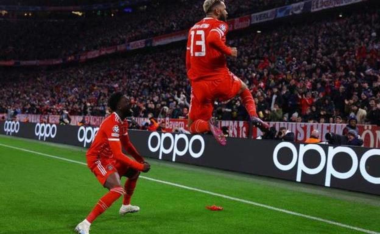 Eric Maxim Choupo-Moting celebra su gol ante el PSG