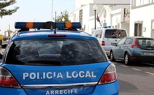 Vehículo de la Policía Local de Arrecife. 