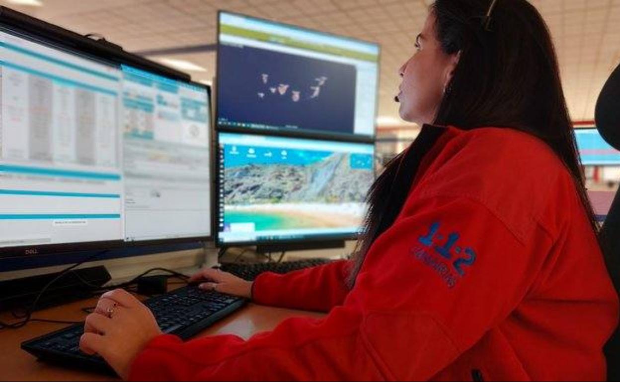 Rescatan a un hombre que cayó al mar en Los Gigantes en Tenerife