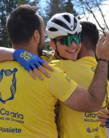 Imagen secundaria 2 - Éxito histórico de Daniel Lado, del Gran Canaria Bike Team, en Amurrio