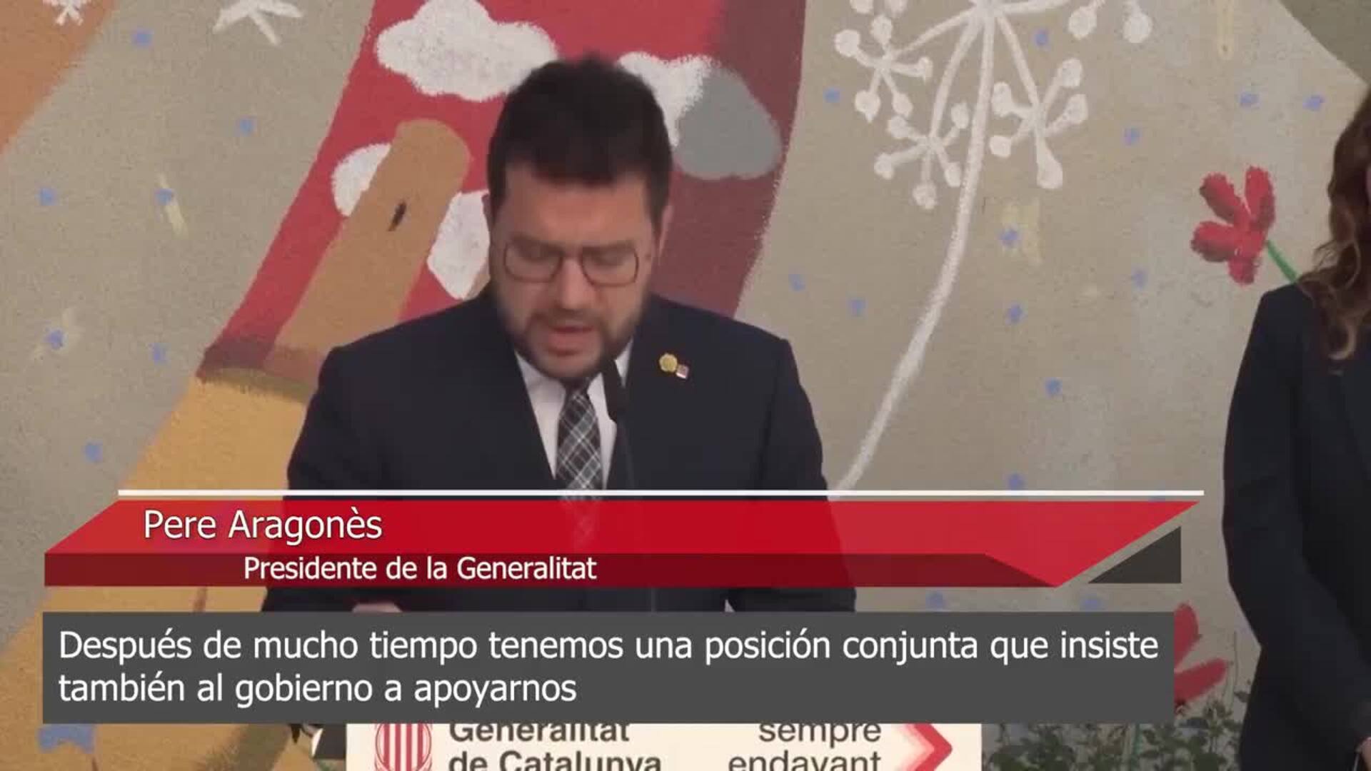 Puigdemont reivindica el 1-O y pide no desaprovecharlo "buscando salidas personales"