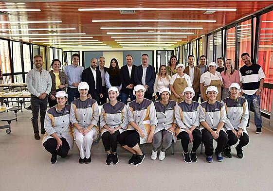 Abren las puertas del comedor del CEIP Veinte de Enero en Arinaga