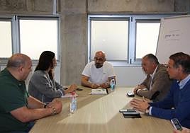 Aridany Romero aporta soluciones a los problemas económicos del C.L. Vecinos Unidos de Firgas