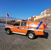 La Unidad de Dron y Protección Civil vigilan la costa teldense ante la crisis de pélets