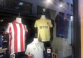 Imagen del escaparate de la tienda en Madrid.