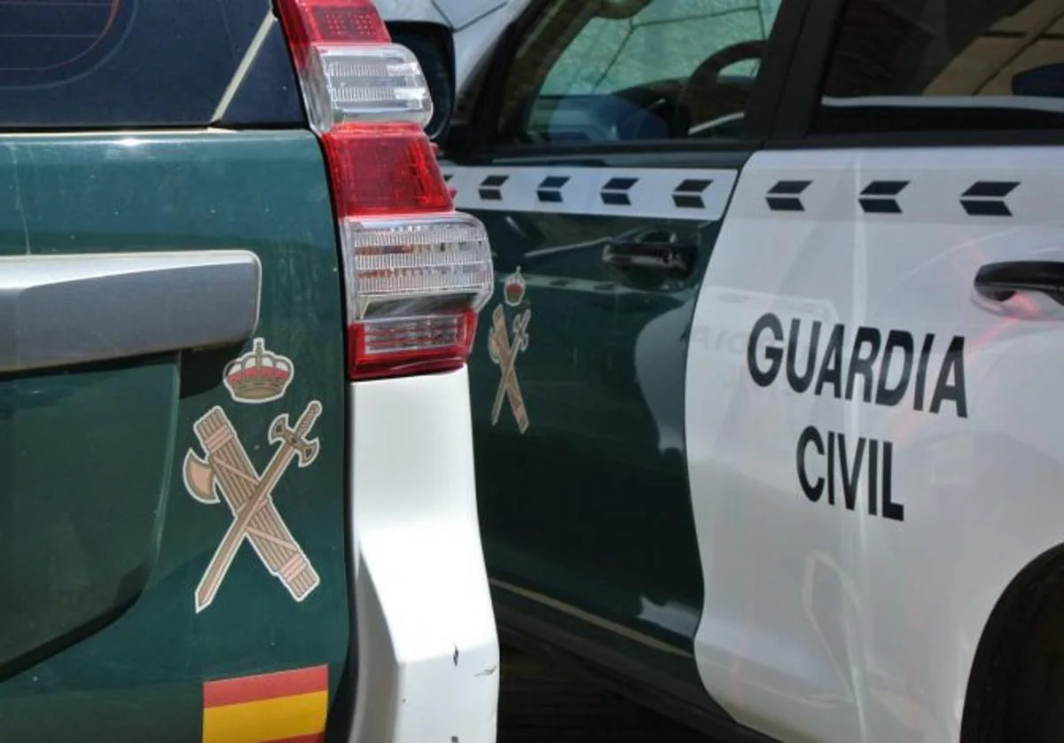Vehículos de la Guardia Civil.