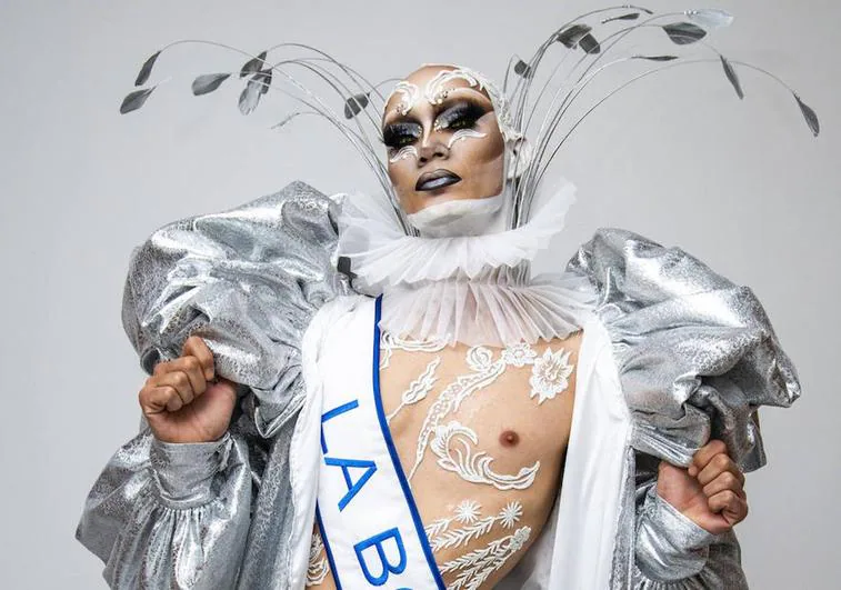 Drag Inkill, candidato al trono drag queen del carnaval de Las Palmas de Gran Canaria.