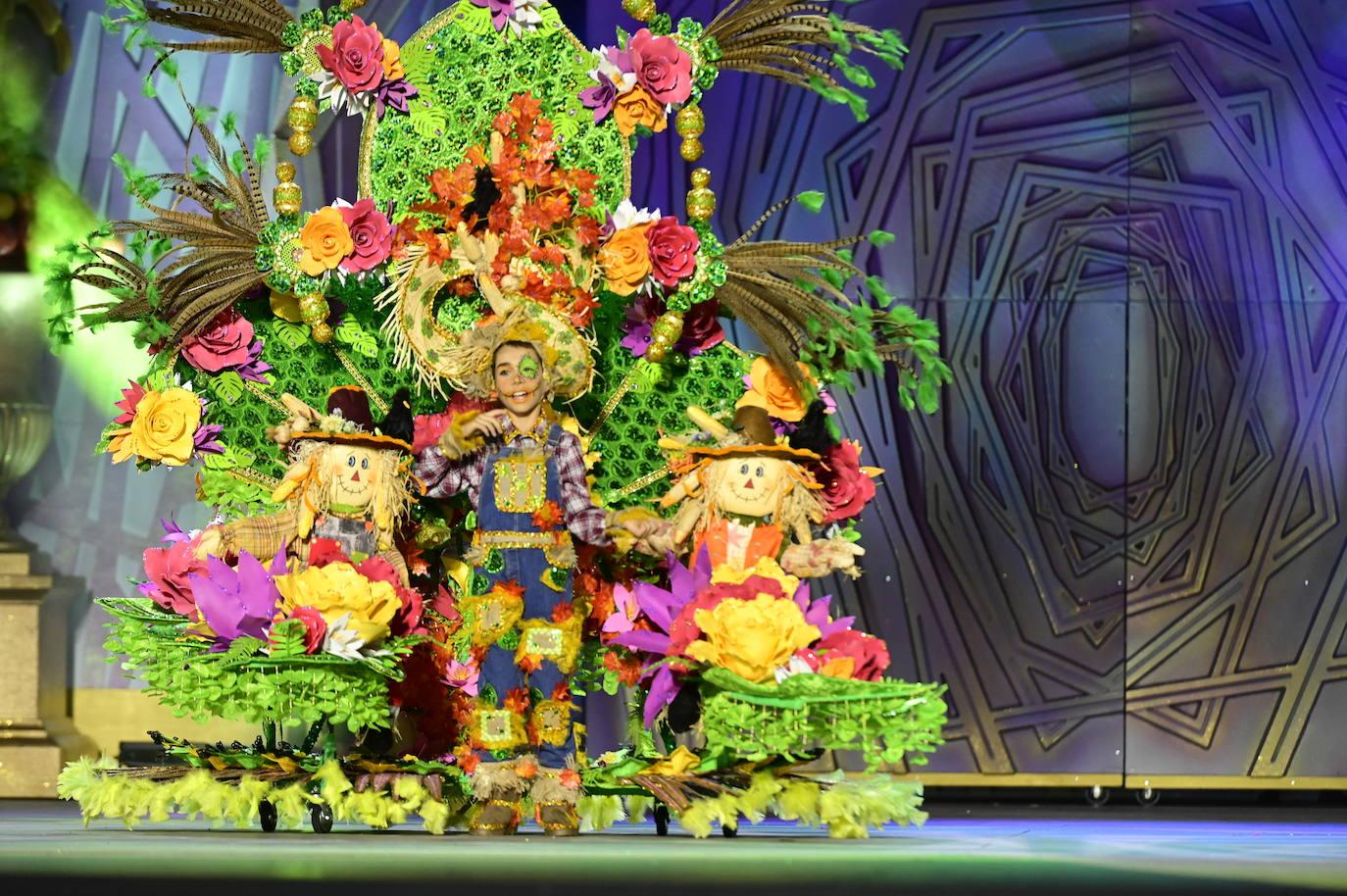 El trono infantil de &#039;Los Carnavales del Mundo&#039;, en imágenes