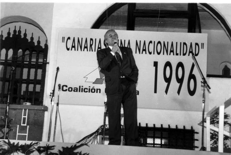 Olarte llegó incluso a mutar desde el CDS en figura al servicio de la confirmación de Coalición Canaria en el espacio político de las islas.