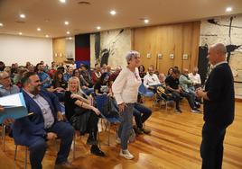 Presentación en El Fondeadero.