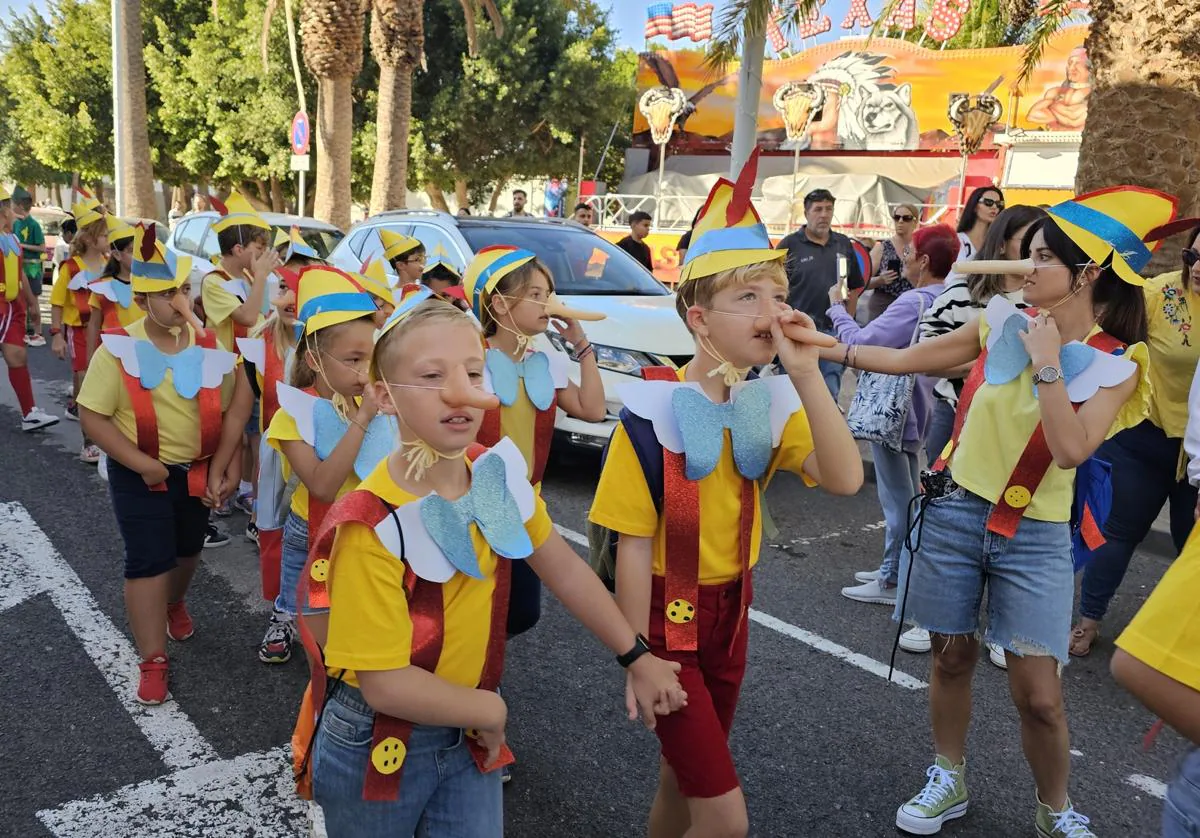 Gepettos en el desfile de Antigua.