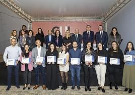 Entrega de títulos de la 5ª edición del curso.