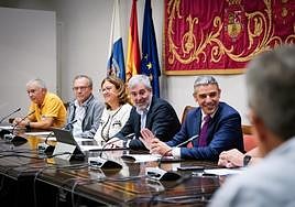 Imagen de la reunión entre el Gobierno y las organizaciones agrícolas.