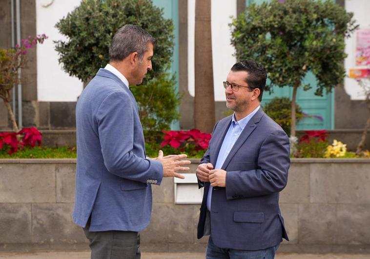 Manuel Domínguez y Juan Jesús Facundo, este jueves en Arucas.