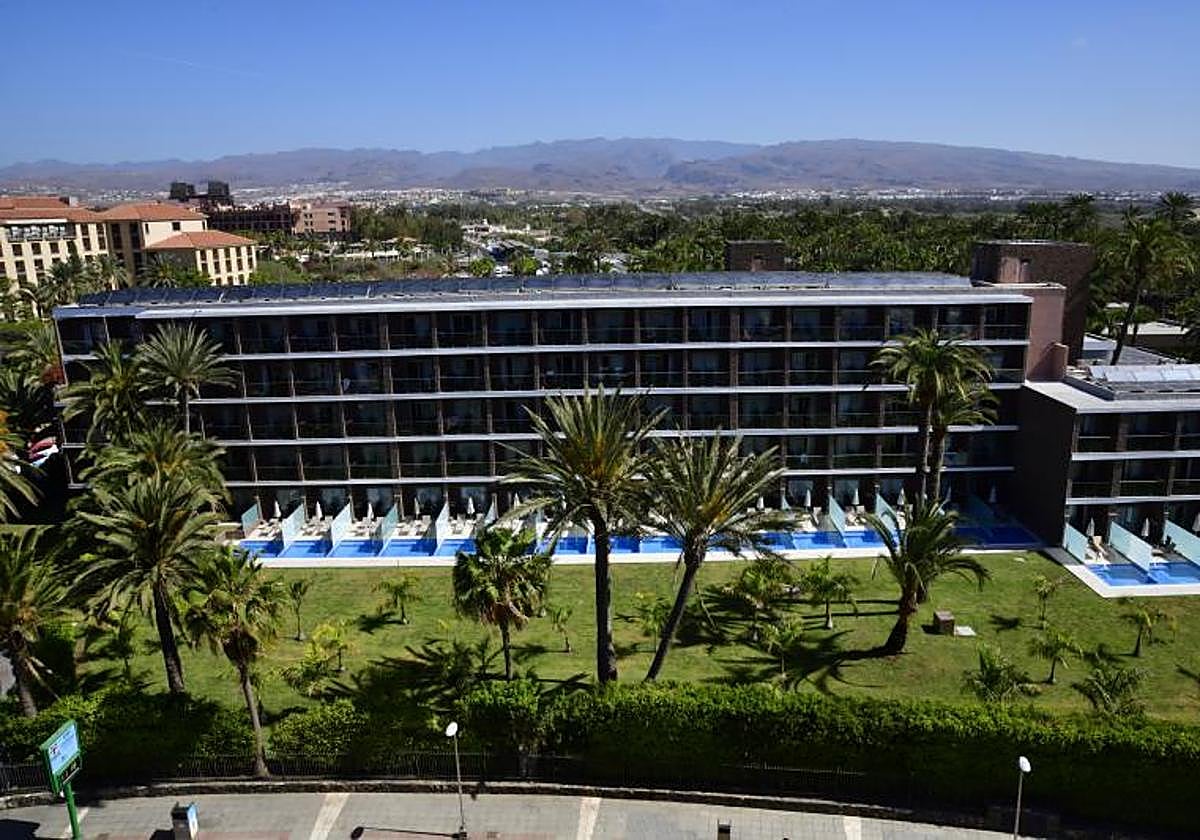 El hotel Oasis, del grupo Riu, en el sur de Gran Canaria.