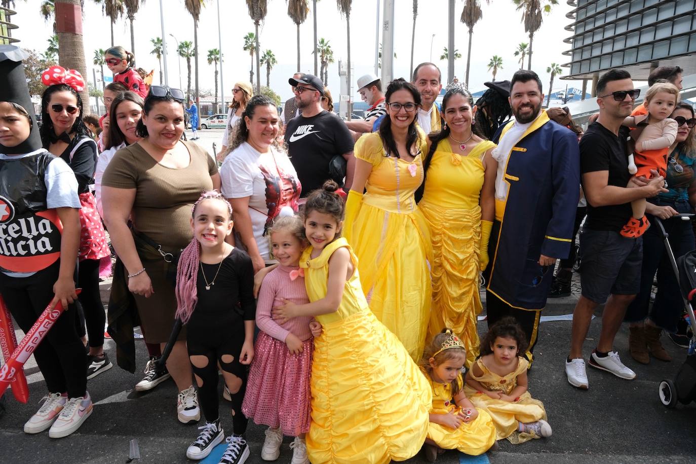 El Puerto se llena de mascaritas el martes de carnaval