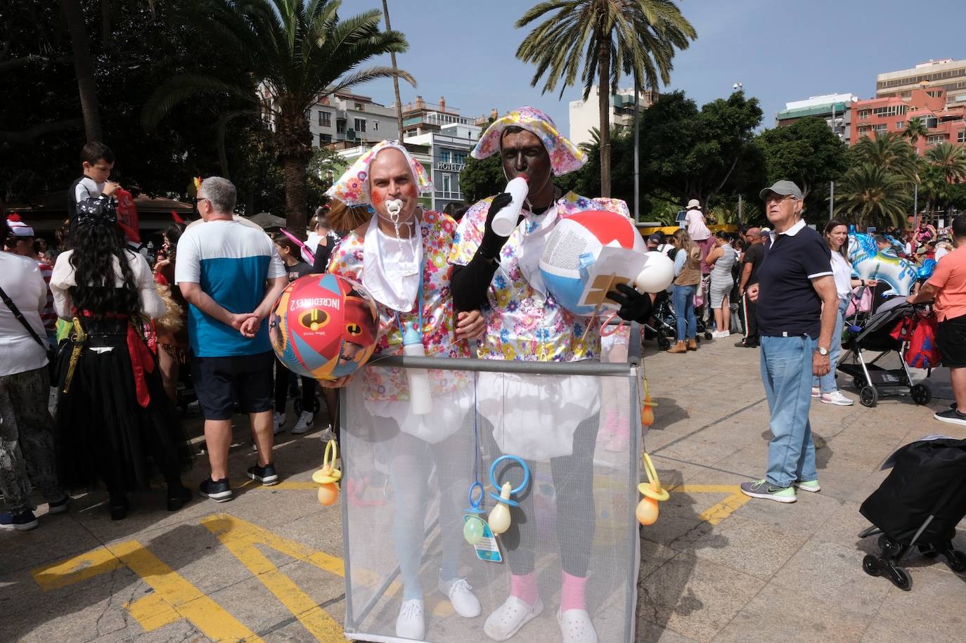El Puerto se llena de mascaritas el martes de carnaval