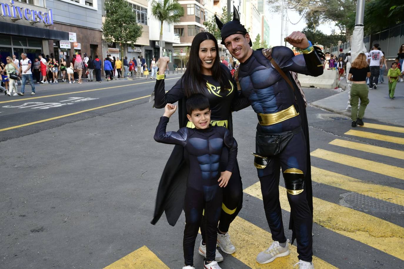 El Puerto se llena de mascaritas el martes de carnaval
