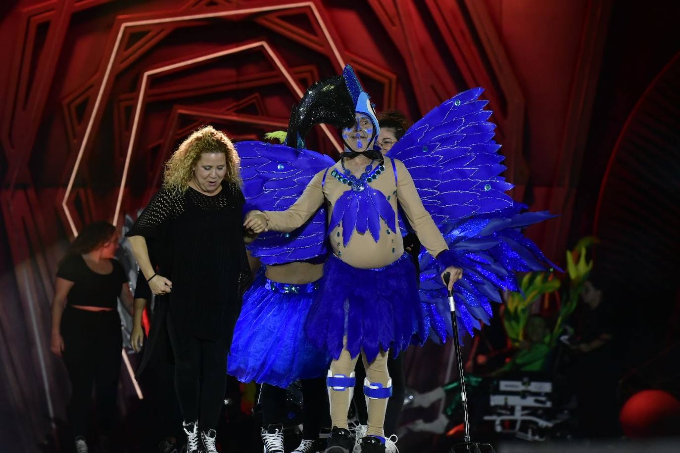 El carnaval de integración reparte ilusión en el escenario del Puerto