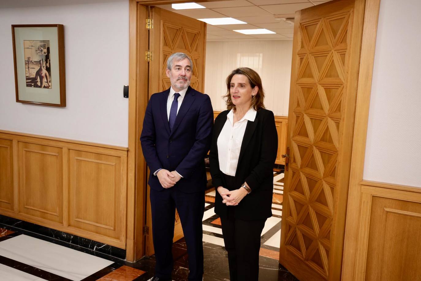 El encuentro de Fernando Clavijo y Teresa Ribera, en imágenes