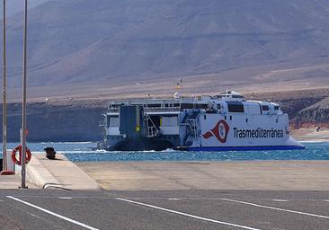 El Gobierno canario subraya que la eliminación del ferry de Armas es «una decisión empresarial»