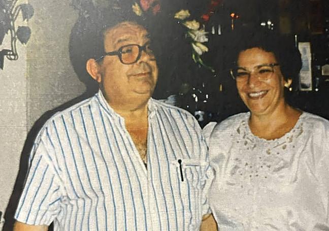 Don Antonio Pereira y esposa.