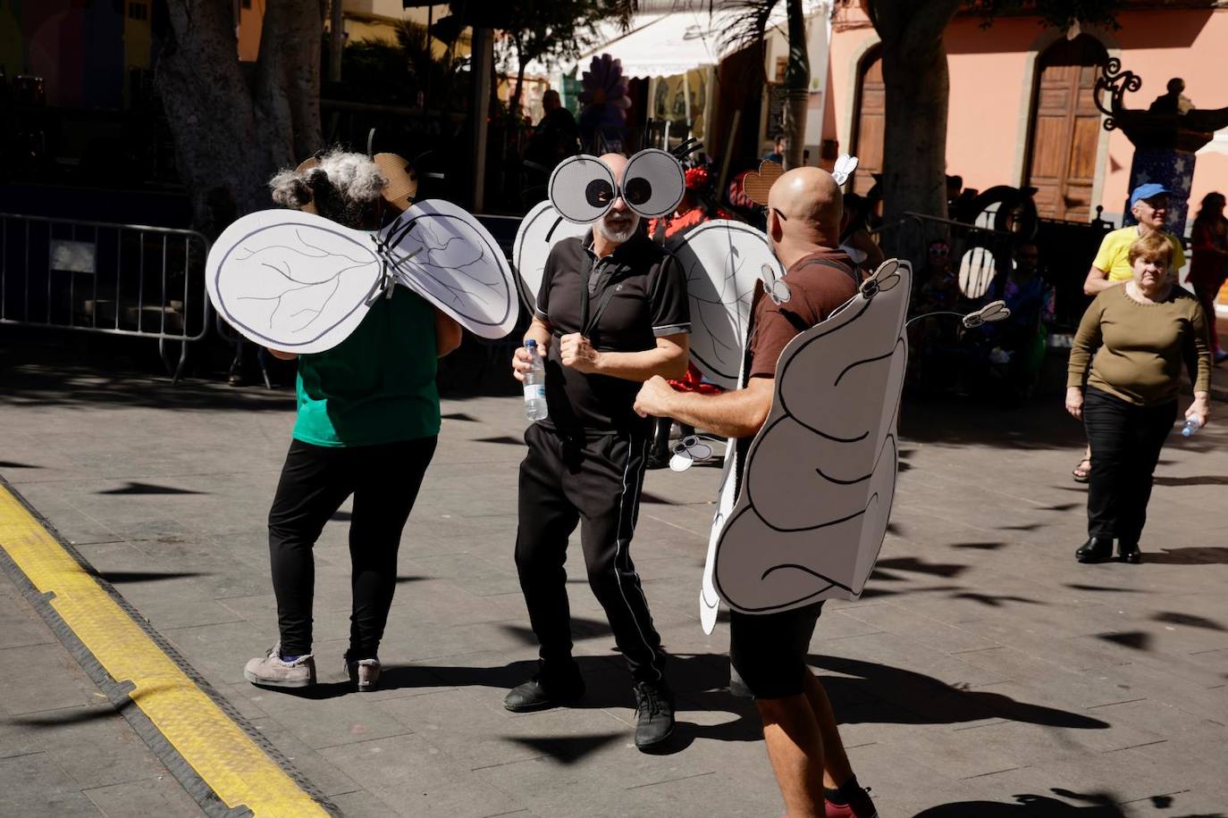 Aguimes vibra con su carnaval de día