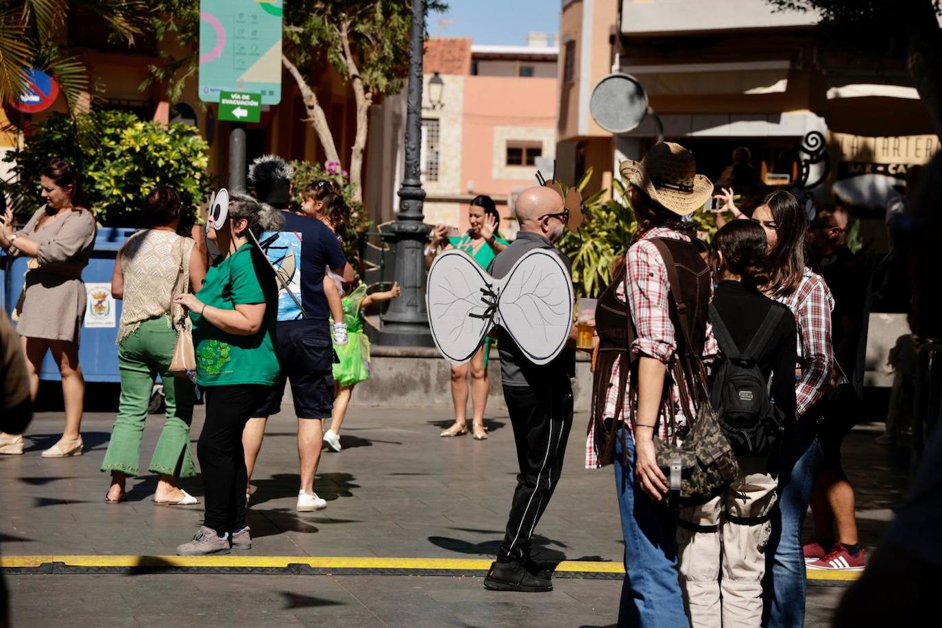 Aguimes vibra con su carnaval de día