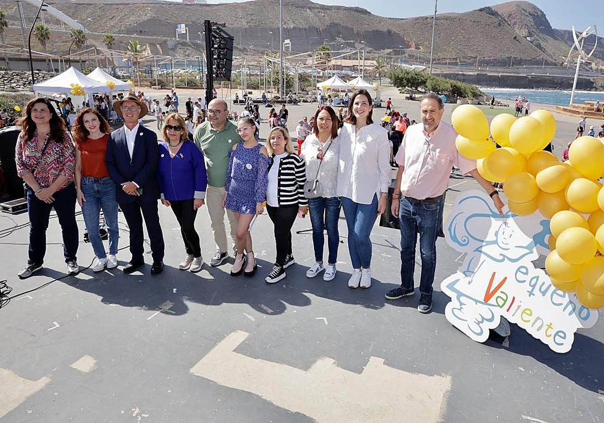Imagen principal - Más imágenes del acto de la Fundación Pequeño Valiente.