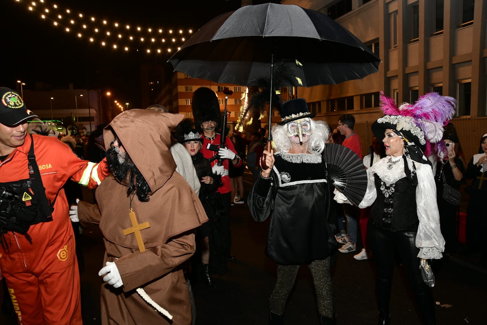 El entierro de la sardina cierra el carnaval de Las Palmas de Gran Canaria